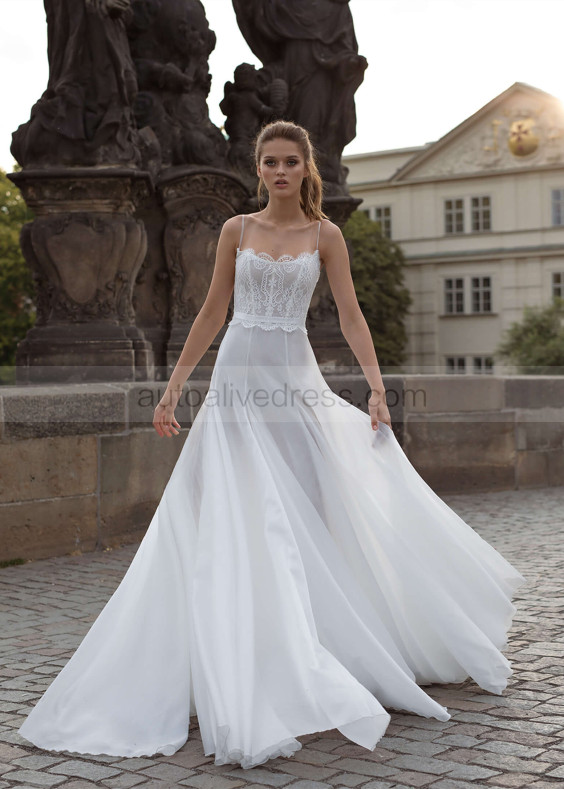 Ivory Lace Organza Scalloped Wedding Dress